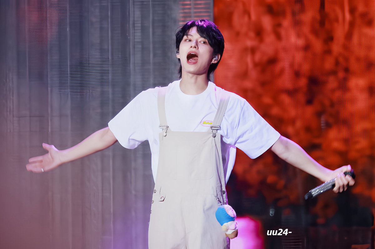 니비 tweet media
