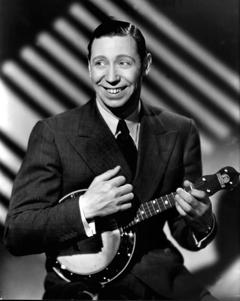 Remembering the great English singer-songwriter and comedian George Formby (George Booth) who was born on this day in 1904. He died in 1961. #GeorgeFormby #TurnedOutNiceAgain #BellBottomGeorge #TroubleBrewing #ItsInTheAir #ComeOnGeorge #LetGeorgeDoIt #SpareACopper #ISeeIce