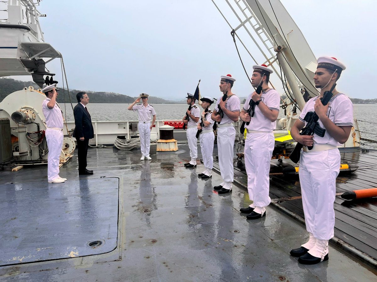 Thierry Mathou (@thierry_mathou) on Twitter photo I thank <a href="/indiannavy/">SpokespersonNavy</a> for warmly welcoming French Navy Hydrographic & Oceanographic Survey Vessel, Beautemps-Beaupré, at Sri Vijaya Puram Port #PortBlair.
The port call enhances France and India's Indo-Pacific cooperation & strong maritime ties ahead of UN Ocean Conference, Nice. I thank <a href="/indiannavy/">SpokespersonNavy</a> for warmly welcoming French Navy Hydrographic & Oceanographic Survey Vessel, Beautemps-Beaupré, at Sri Vijaya Puram Port #PortBlair.
The port call enhances France and India's Indo-Pacific cooperation & strong maritime ties ahead of UN Ocean Conference, Nice.