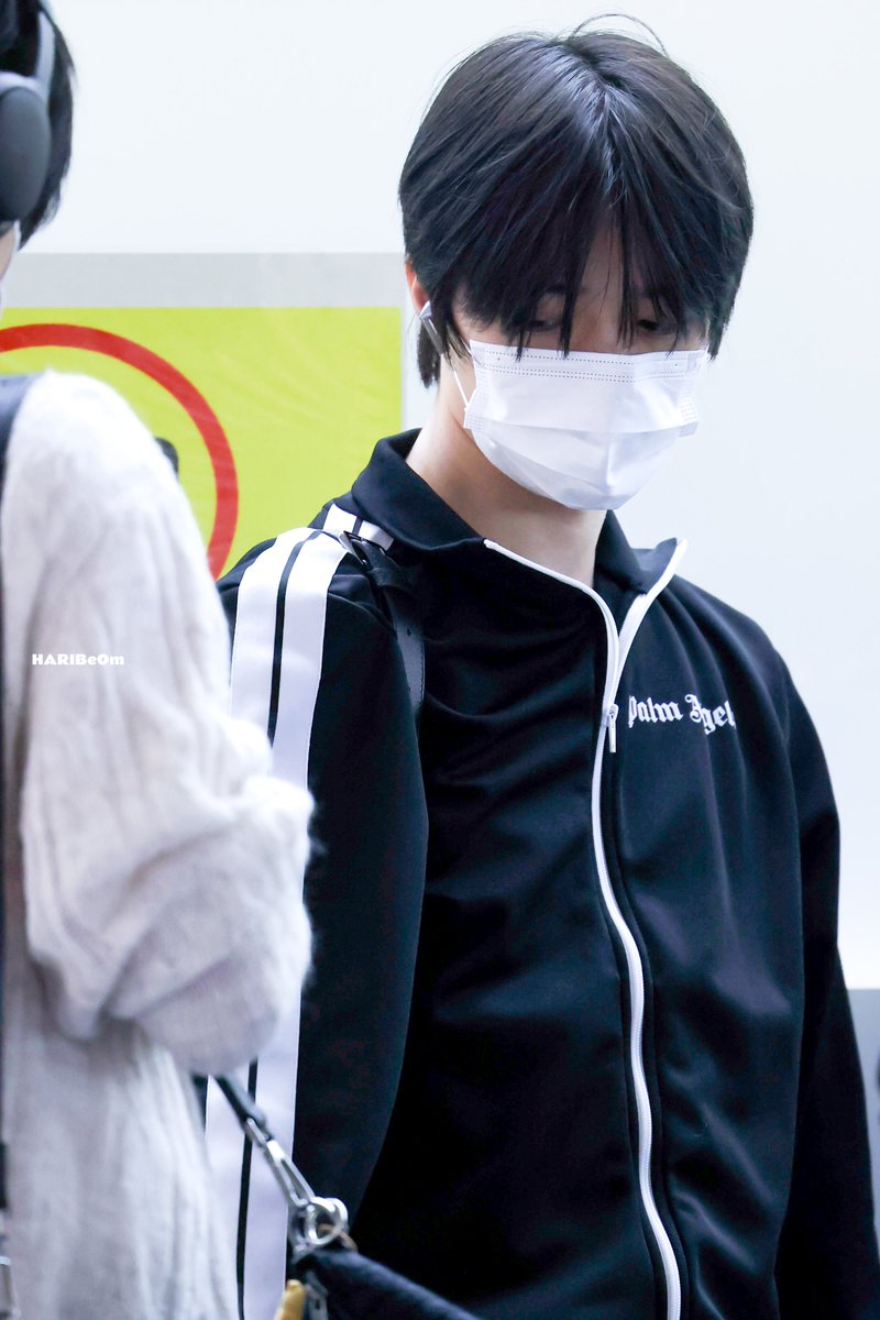 εïз 250526 εïз HND
🛫
#투모로우바이투게더 
#범규  #BEOMGYU #TXT_범규
#TXT #TOMORROW_X_TOGETHER #ボムギュ