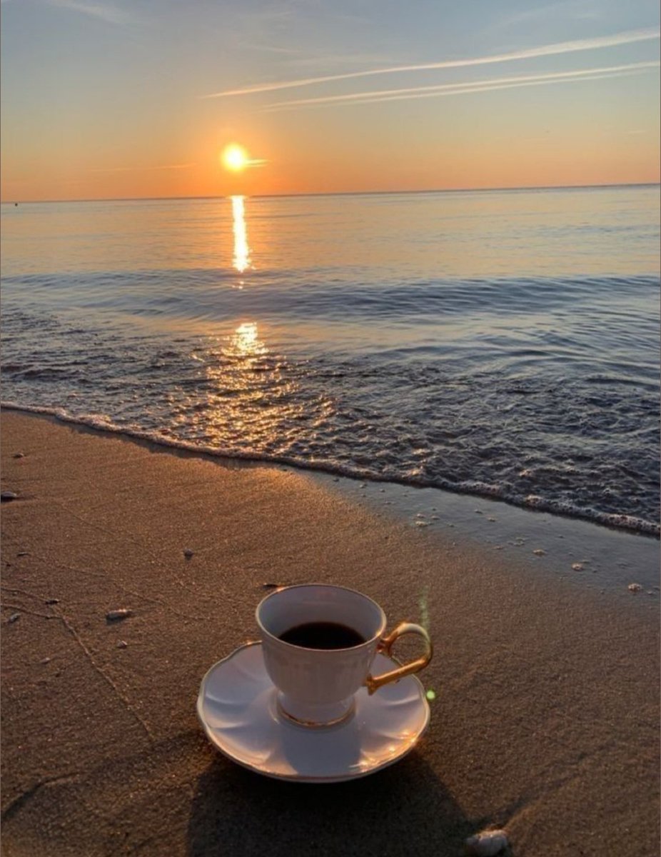 In the Thinking Zone, mornings are a ritual. Coffee pours like truth in the Tractatus- short, strong, and somewhat misunderstood.
Wittgenstein stays silent until the third sip - he believes that everything that can be said is said through coffee.
Russell insists, quite logically,