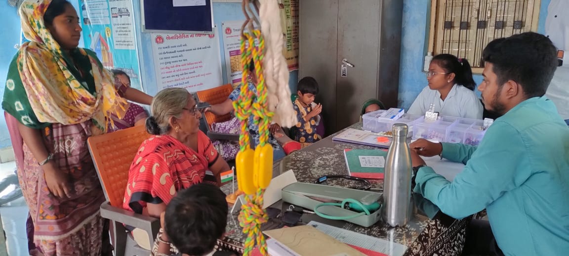 આજરોજ આયુષ્માન આરોગ્ય દુધાળા ખાતે વિશ્વ પર્યાવરણ દિવસની ઉજવણી કરવામાં આવી તેમજ લોકોને પ્લાસ્ટિક ન વાપરવા બાબતે જાગૃત કરવામાં આવ્યા.