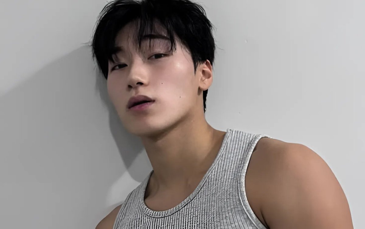 atmydestiny's tweet photo. #jaywonhoon #sunki #heejake | mini au ๐
quando um novo rosto surge na roda de amigos da faculdade, algumas desavenรงas se desenrolam entre os casais. entretanto, cada um deles decide resolver seus problemas ร sua prรณpria maneira. https://t.co/lWYdzPPb1H