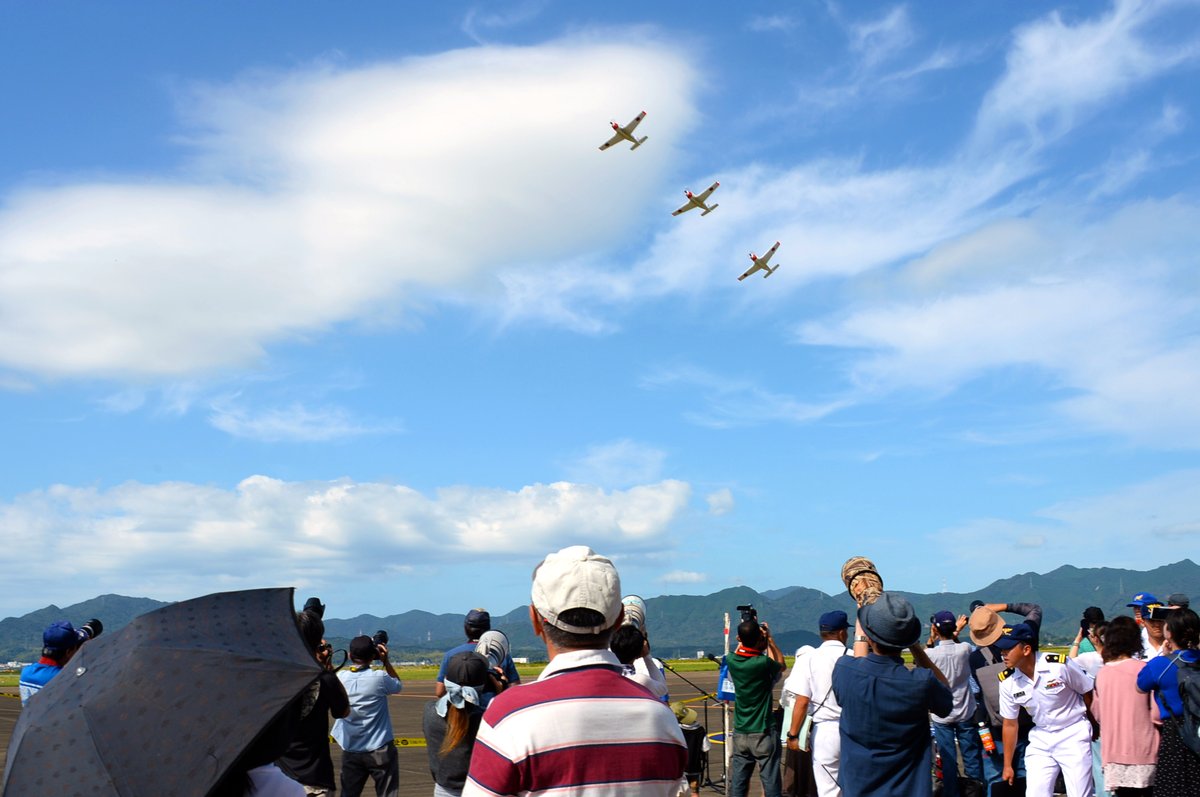 jmsdf_ozatg's tweet photo. お知らせします！ #スウェルフェスタ２０２５ の開催日が決定しました！１０月２６日（日）　今年は #海上自衛隊 小月航空基地開隊６０周年！！様々なイベントを企画中です。詳細はこれから逐次SNSにアップしていきます！皆さまお誘い合わせのうえお越しください！ #６０周年記念 #小月基地 https://t.co/XTSPXgdSai