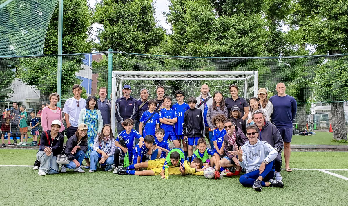 lfitokyo's tweet image. #PERISCOLAIRE : DE BELLES #PROMESSES POUR L'#AVENIR ! ⚽️🌟

Nos #jeunestalents ont décroché une superbe 6ème place au tournoi de #futsal #Sugamo #Mitsubishi 2025. 

#Bravo à tous ! 🎉 

#LFITokyo #Futsal2025 #EspritDEquipe #Fierté 

@aefeinfo @AEFEAP @ambafrancejp @fltfapee