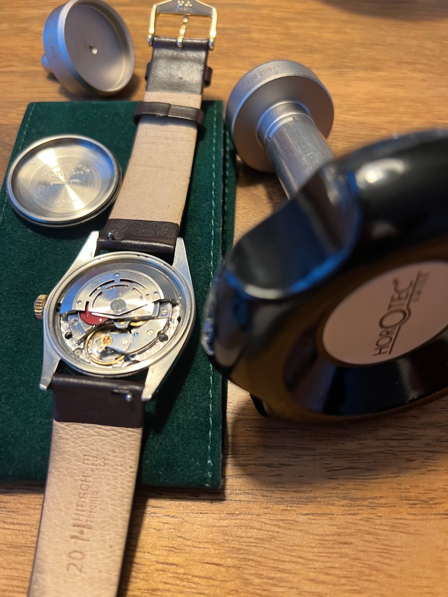 buzzufy's tweet photo. ✅ Repair and Restoration - What we offer? Learn here: 👇
https://t.co/sPwdPM48jf

🙌 Buzzufy offers repair and maintenance of all watch movement types.

#repair #watches #watchtools #luxurywatches https://t.co/HWujeUamar