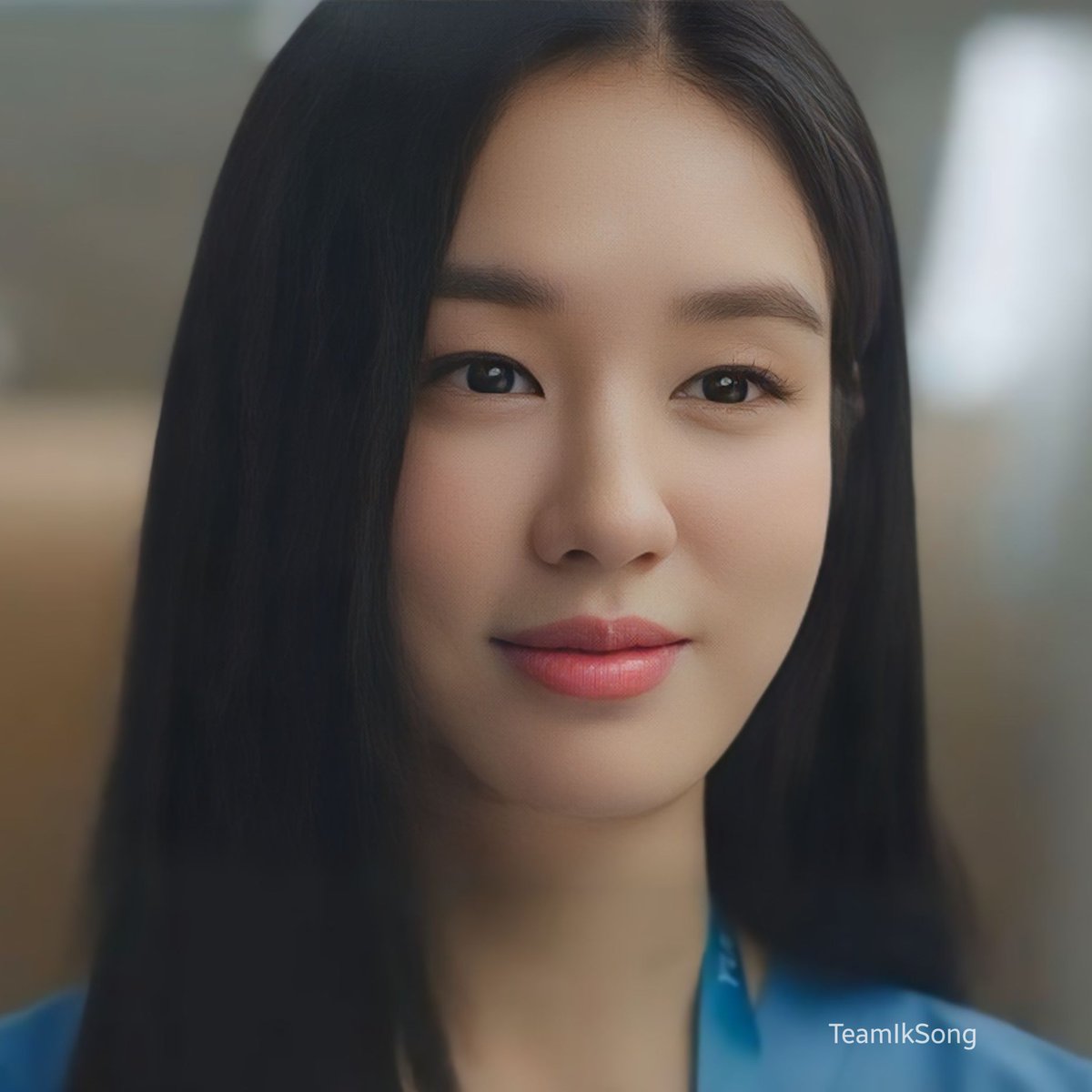 TeamIkSong's tweet photo. resident                                   fellow https://t.co/imDLr1pZWl