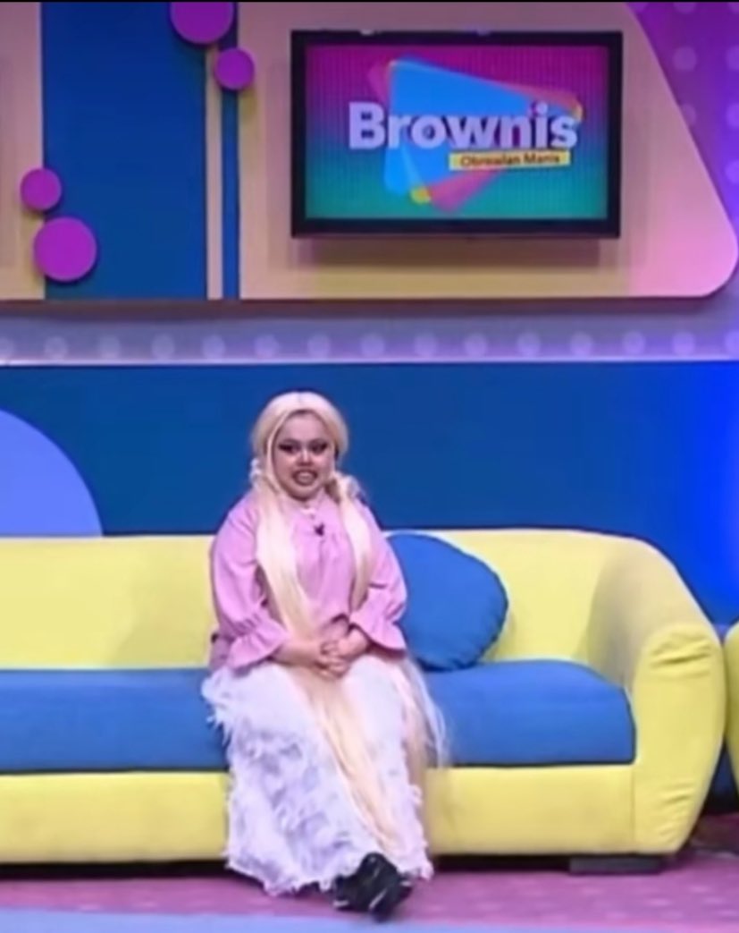 imyournenav's tweet photo. @tanyakanrl Lhoo.. ini loh udah nyampe brownis 🫠 https://t.co/AWPExKlSqC