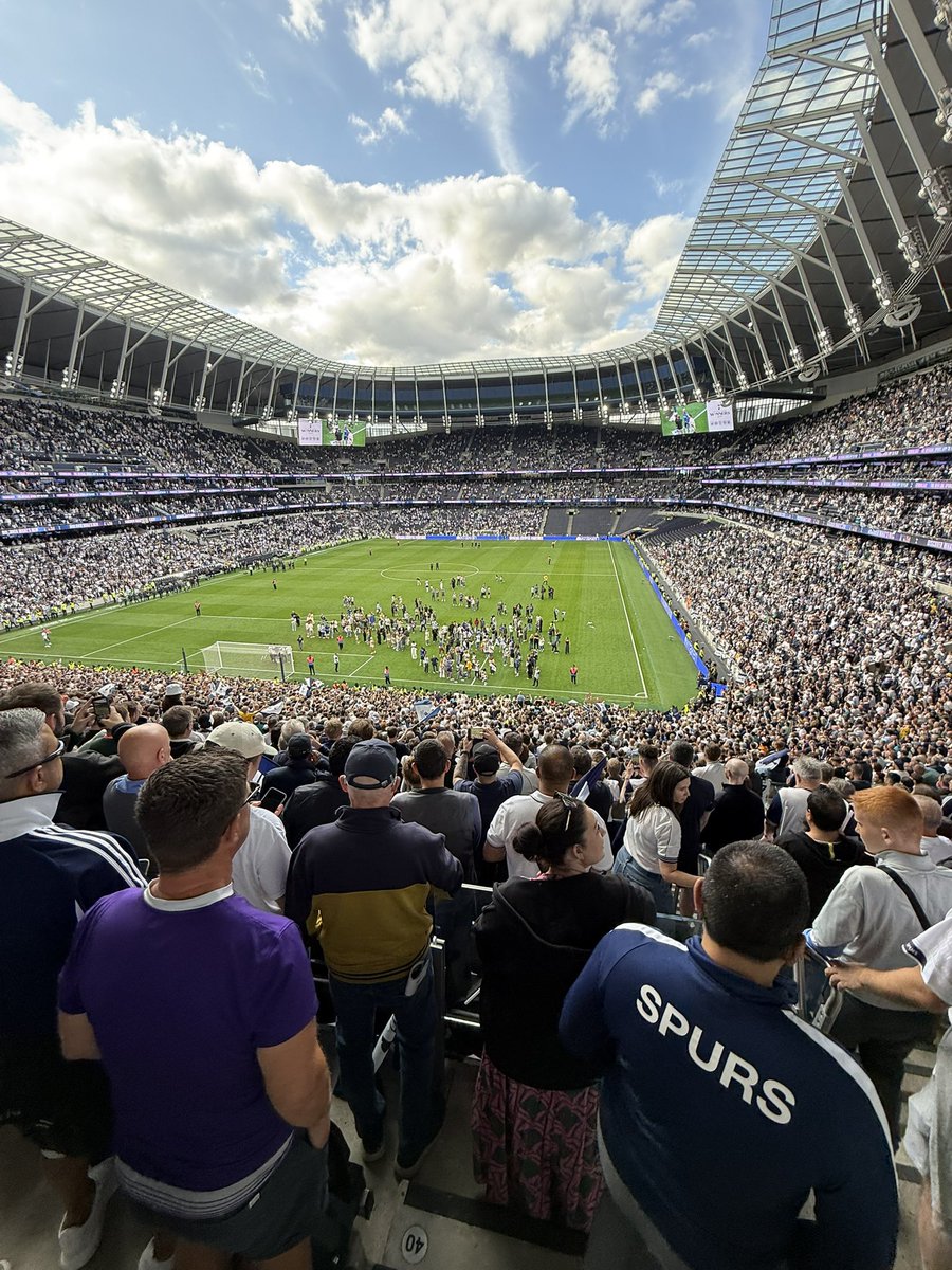 Thank you <a href="/SpursOfficial/">Tottenham Hotspur</a> 🏆 
Looking forward to season 3 😎👊🏾

#THFC #COYS