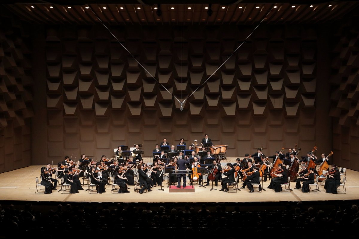 ベートーヴェンチクルス・5回セット券好評発売中です。写真は前回のベートーヴェン・チクルスの演奏風景。7年という時間の長さを実感します。
今回はどんなチクルスになるのか、ご期待ください。