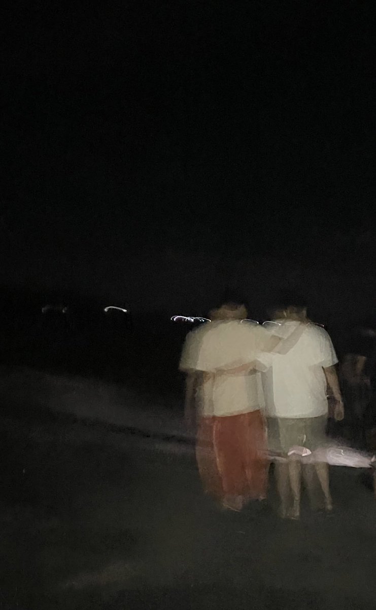 veewisevd's tweet photo. dearly loved 🖤 https://t.co/5nLXrMO5zp