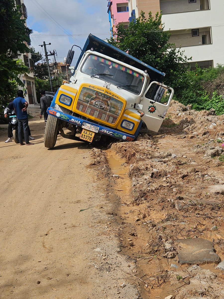 UnapologeticIndian: FollowMe:NxtBestThing tweet media