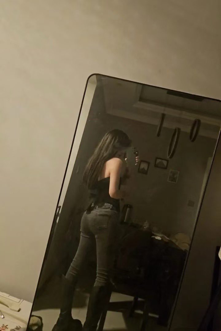 03实习女大、坐标郑州，有瘾，玩的比较重口，无门槛，找有经验年上男生。