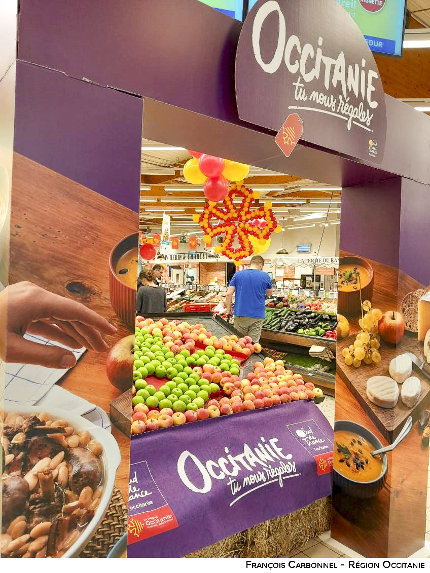 Occitanie's tweet photo. 😋 #Occitanie, tu nous régales ❗️

Du 27 mai au 9 juin, 50 produits locaux en promotion dans +120 supermarchés 👍
Une opération pleine de sens et de goût pour soutenir les producteurs locaux &amp; leurs produits authentiques ❤️

👉 https://t.co/T8MngozZHh
_
#LaRégionPartenaire https://t.co/9mtMuWusvz