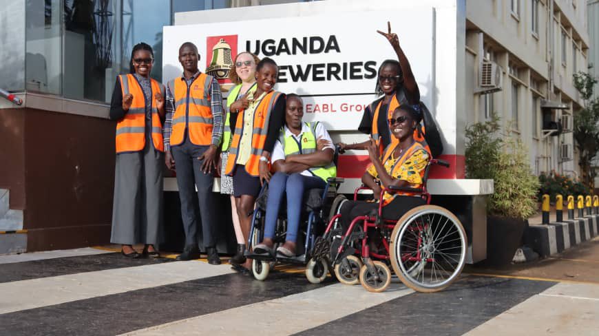 LftWUG's tweet image. Last week, our Inclusive Employment Officer we checked in on the @MastercardFdn associates currently in internship placements. These young professionals are thriving & stepping boldly into the world of work. @UgandaBreweries
🔗 Link: shorturl.at/CNMss
#WeCanWorkUG