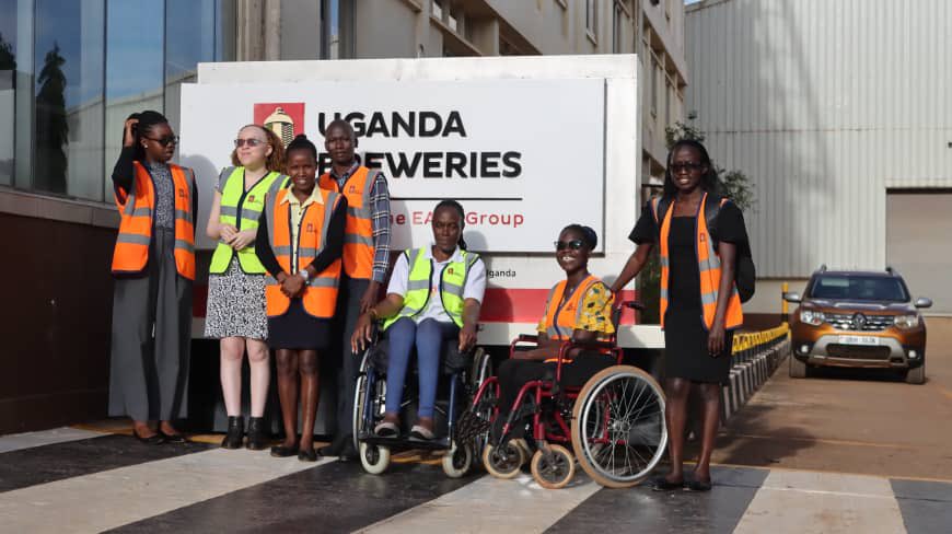 LftWUG's tweet image. Last week, our Inclusive Employment Officer we checked in on the @MastercardFdn associates currently in internship placements. These young professionals are thriving & stepping boldly into the world of work. @UgandaBreweries
🔗 Link: shorturl.at/CNMss
#WeCanWorkUG
