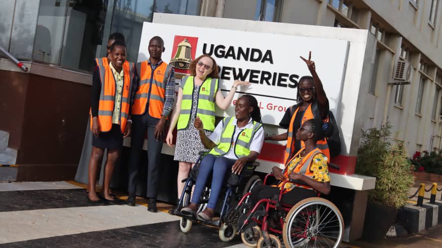 LftWUG's tweet image. Last week, our Inclusive Employment Officer we checked in on the @MastercardFdn associates currently in internship placements. These young professionals are thriving & stepping boldly into the world of work. @UgandaBreweries
🔗 Link: shorturl.at/CNMss
#WeCanWorkUG