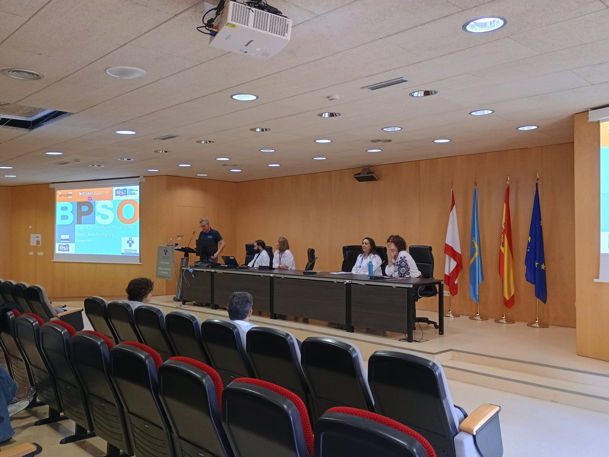 Hoy hablamos de proyectos en la Dirección de gestión de cuidados y enfermería del ASV. Enfermeras y Fisioterapeutas nos ponen al día en los proyectos en marcha y nos cuentan cosas sobre los que vamos a iniciar.
Gracias