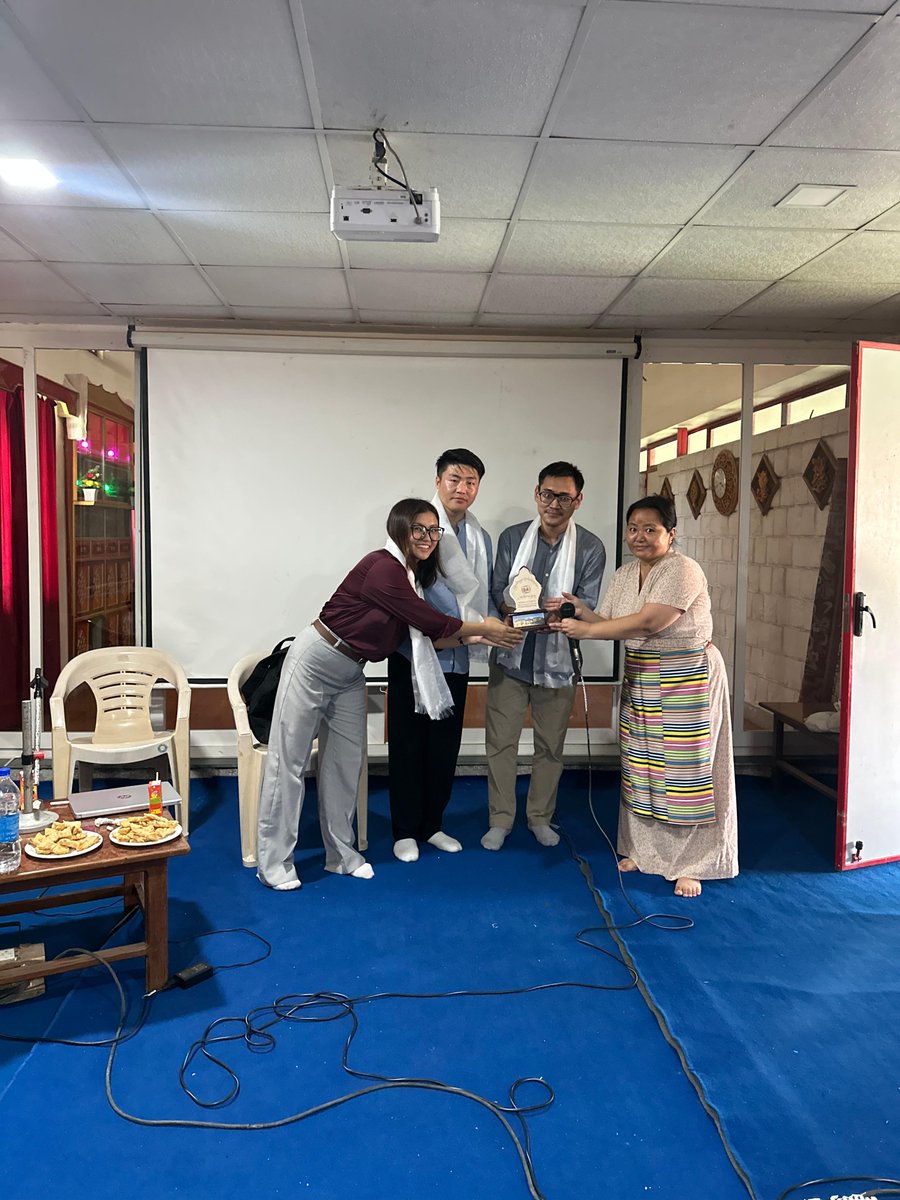 evp2008's tweet photo. Day 2 of the Employability Skills Workshop was successfully conducted by our dedicated EVP staff on 23rd May, 2025. The session focused on key job readiness skills, including resume building, interview preparation, and email etiquette, supported by engaging presentations. https://t.co/ALqvgyUhjH