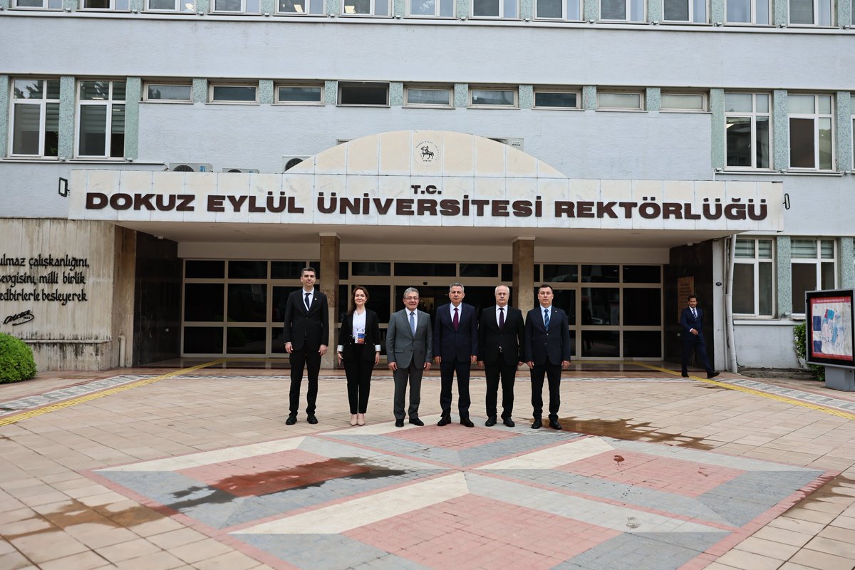 T.C. İzmir Valiliği (@izmirvaliligi) on Twitter photo Valimiz <a href="/drsuleymanelban/">Dr. Süleyman Elban</a>, Dokuz Eylül Üniversitesi ve Hidrojen Teknolojileri Derneği işbirliği ile gerçekleştirilen 9. Uluslararası Hidrojen Teknolojileri Kongresi’ne (9th International Hydrogen Technologies Congress (IHTEC-2025) katıldı. Valimiz <a href="/drsuleymanelban/">Dr. Süleyman Elban</a>, Dokuz Eylül Üniversitesi ve Hidrojen Teknolojileri Derneği işbirliği ile gerçekleştirilen 9. Uluslararası Hidrojen Teknolojileri Kongresi’ne (9th International Hydrogen Technologies Congress (IHTEC-2025) katıldı.