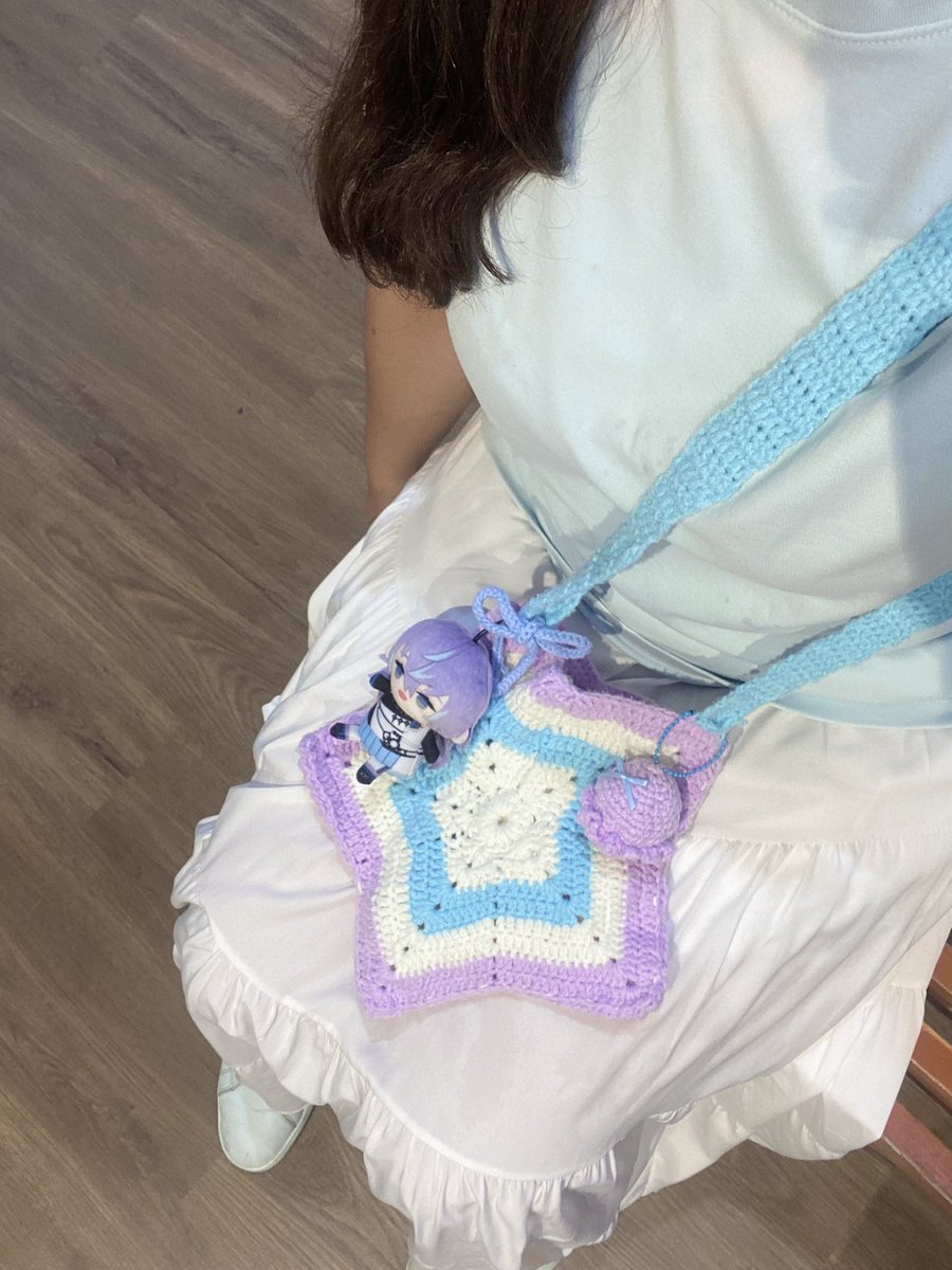 I crochet rube star bag ! 🐙🌟