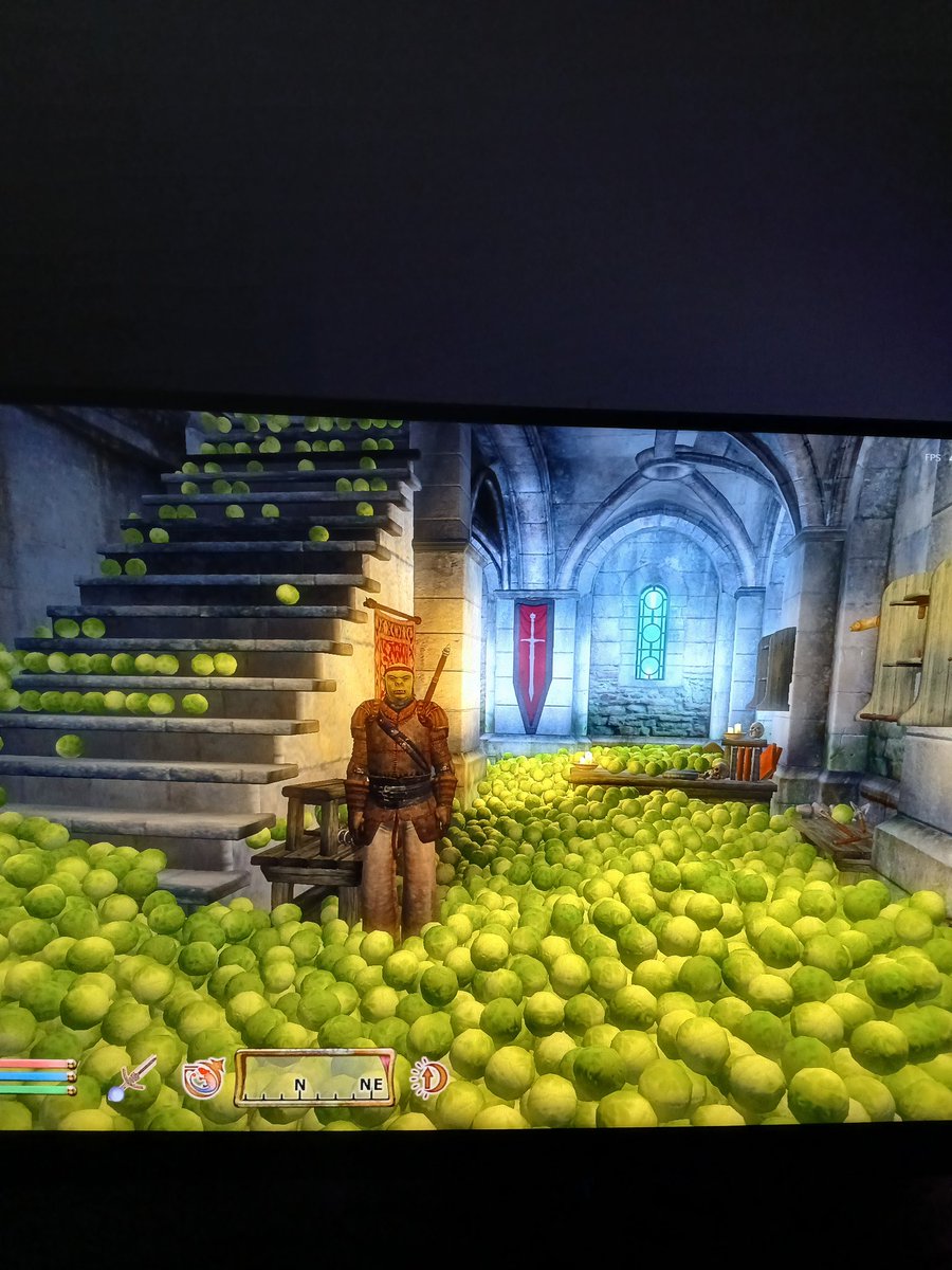 Drawer03's tweet photo. Played and finished the og oblivion, it was pretty fun tbh, main story was cool and I got to fill someone's place up with cabbage.

10/10 https://t.co/7oiGN7ZXDH
