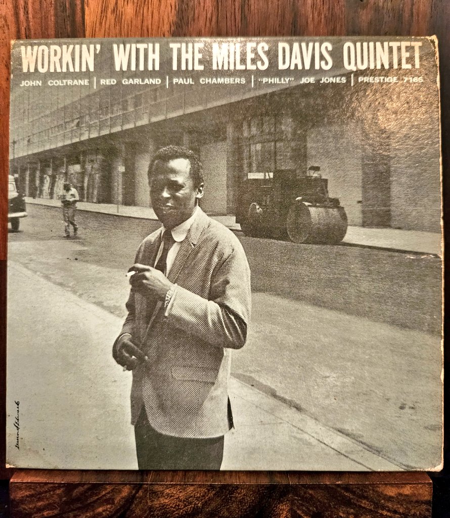 Amazon.co.jp: Workin' With the Miles Davis Quintet: ミュージック
