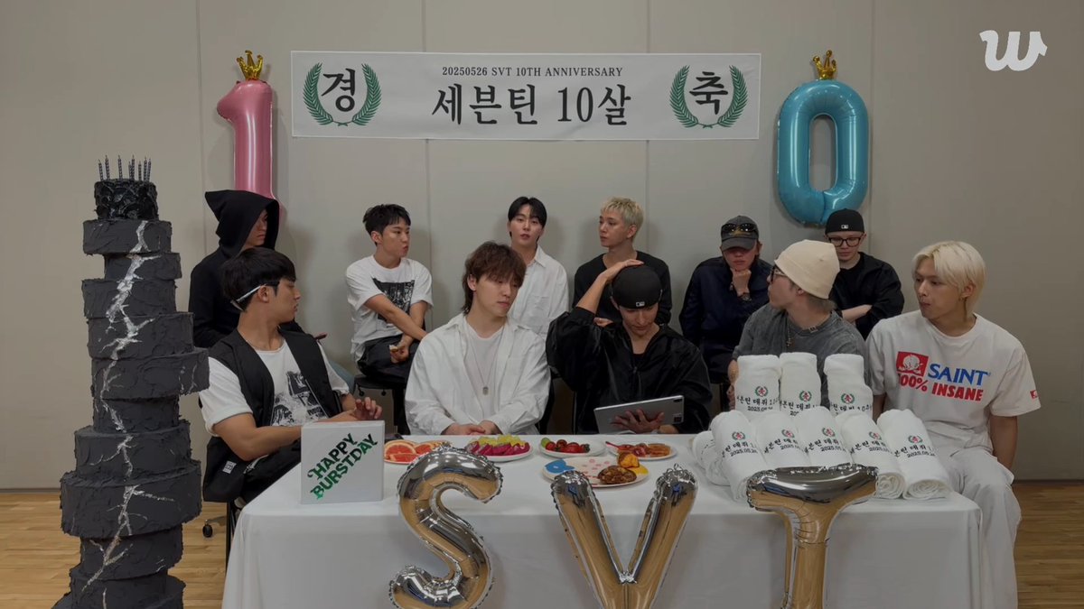 승관 "저는 이번에 버논이랑 할명수 찍었어요"

아!!!!!!!!!!!!!!!!!!!!!!!!!!!!!!!!!!!!!!!!!!!!!!!!!!!!!!!!!!! (세븐틴: 십년이 면죄부는 아니야)