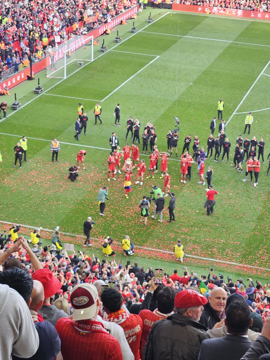 flynnjf_'s tweet photo. What a day 🔴🏆 https://t.co/MimTEO1DZH