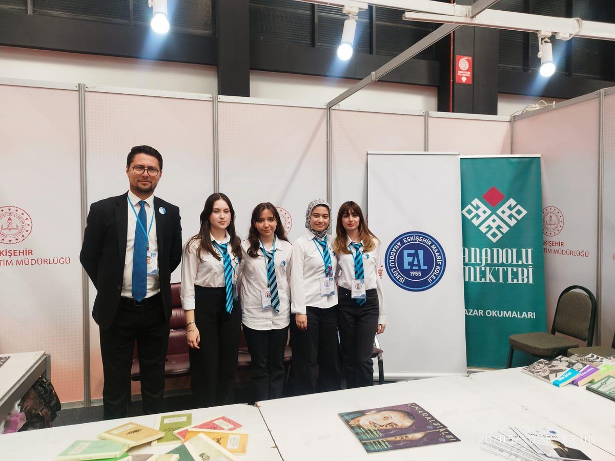 📚Eskişehir İl Milli Eğitim Müdürlüğü, TÜYAP Kitap Fuarı’nda!

✨17-25 Mayıs 2025 tarihleri arasında gerçekleşen Eskişehir TÜYAP Kitap Fuarı’nda İl Milli Eğitim Müdürlüğü olarak standımızla yerimizi aldık.

✨Standımızda, Anadolu Mektebi Yazar Okumaları programına katılan