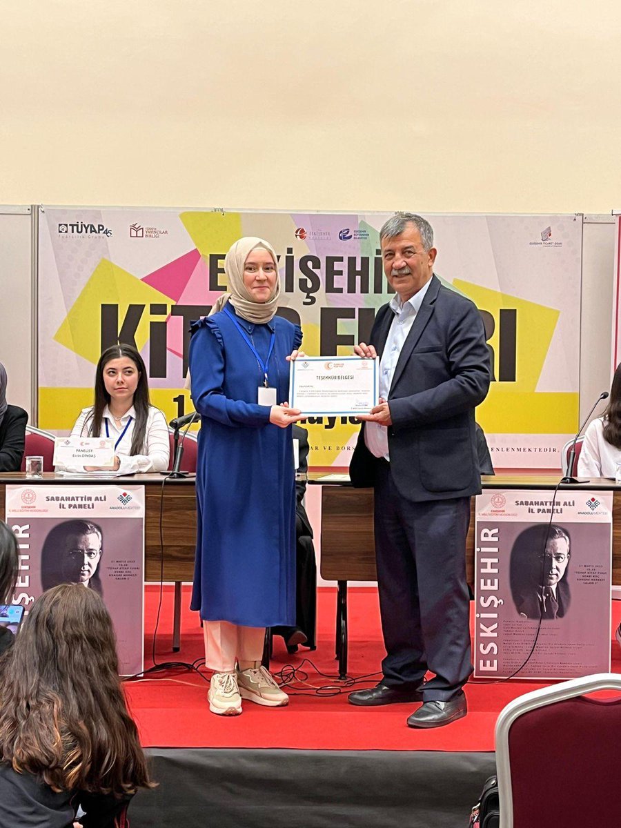 📚 Anadolu Mektebi Yazar Okumaları Projesi İl Panelleri

💫 Müdürlüğümüz koordinesinde yürütülen Anadolu Mektebi Yazar Okumaları Projesi kapsamında dört oturumdan oluşan il panelleri gerçekleştirildi.

📝 Panel oturumlarında öğrencilerimiz, Sabahattin Ali, Mustafa Kutlu ve Cengiz