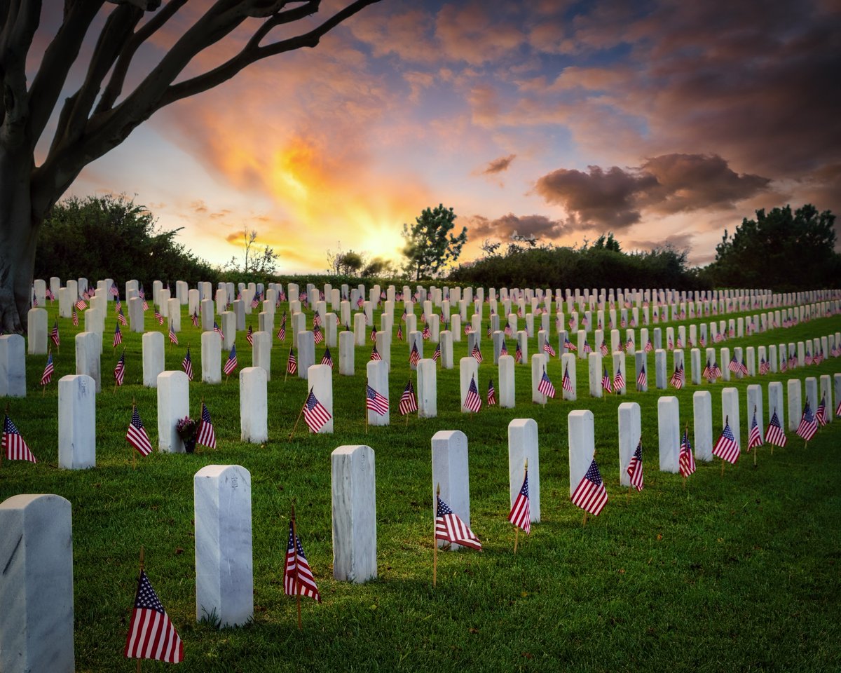 MDDCCUA's tweet image. Today, we remember those who died in service to our country. We honor their memories and are deeply grateful for their sacrifices, and those of their families and loved ones. #MemorialDay