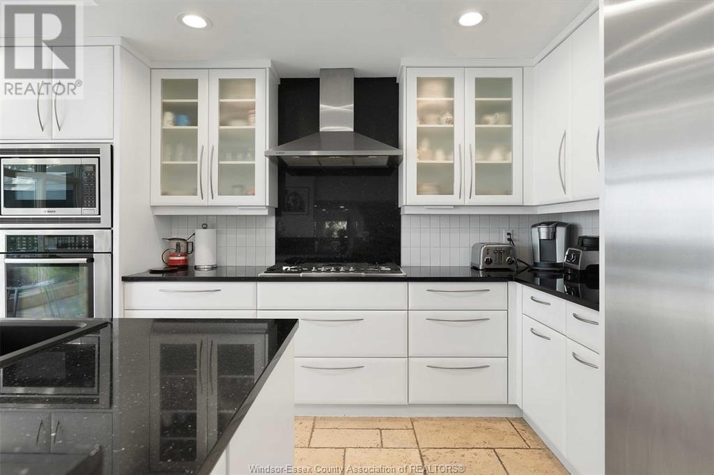 WePaintCabinets's tweet photo. 🎉 Special Offer for Windsor Homeowners! 🎉

Transform your kitchen with a stunning cabinet makeover from WePaintCabinets Inc! 

For a limited time, we’re thrilled to offer 0% financing for 6 months – making your dream kitchen more affordable than ever! 💰✨ https://t.co/mh0o3xq87p