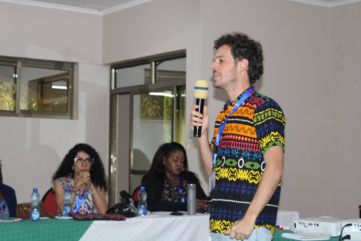 youthmakershub's tweet photo. 🌍 Session 3: The African Perspective on Micro-credentials
Insightful reflections now with @sebaprensa, @univgirona, exploring how micro-credentials can address local needs and unlock new pathways for learners across Africa.
#YMH #AUEU #Partnerships #3is #ErasmusPlus https://t.co/O7WLFUvjD3