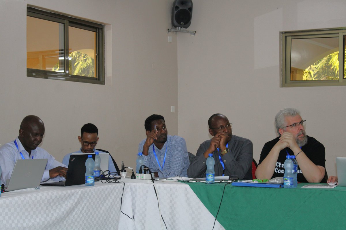 youthmakershub's tweet photo. 🌍 Session 3: The African Perspective on Micro-credentials
Insightful reflections now with @sebaprensa, @univgirona, exploring how micro-credentials can address local needs and unlock new pathways for learners across Africa.
#YMH #AUEU #Partnerships #3is #ErasmusPlus https://t.co/O7WLFUvjD3