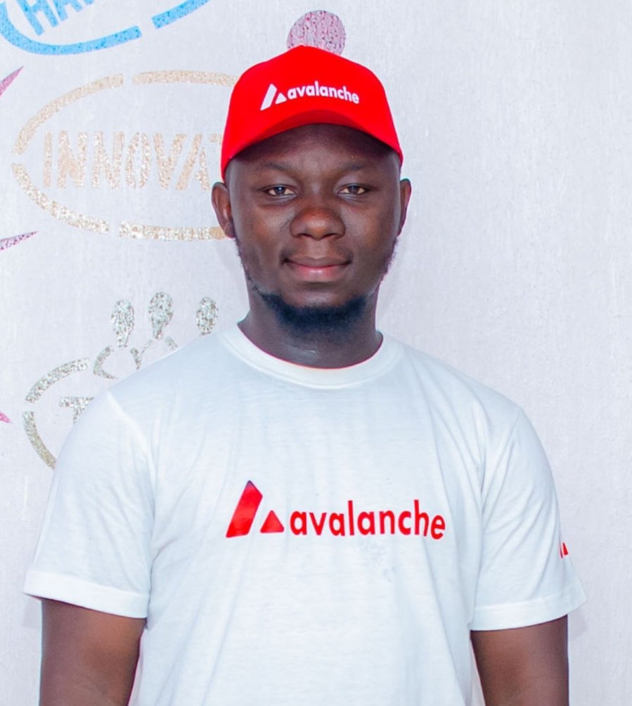 _Dayotafiq's tweet photo. GM @avax fam. I’m Dayo Tafiq, a blockchain enthusiast & growth lead passionate about scaling Core wallet @coreapp by @AvaLabs.
I’m a Muslim, football lover, and philophile from Africa. Excited to share insights & grow with you.
What’s your Web3 goal? #GrowthWithFaith https://t.co/DIs7Ya9h8t