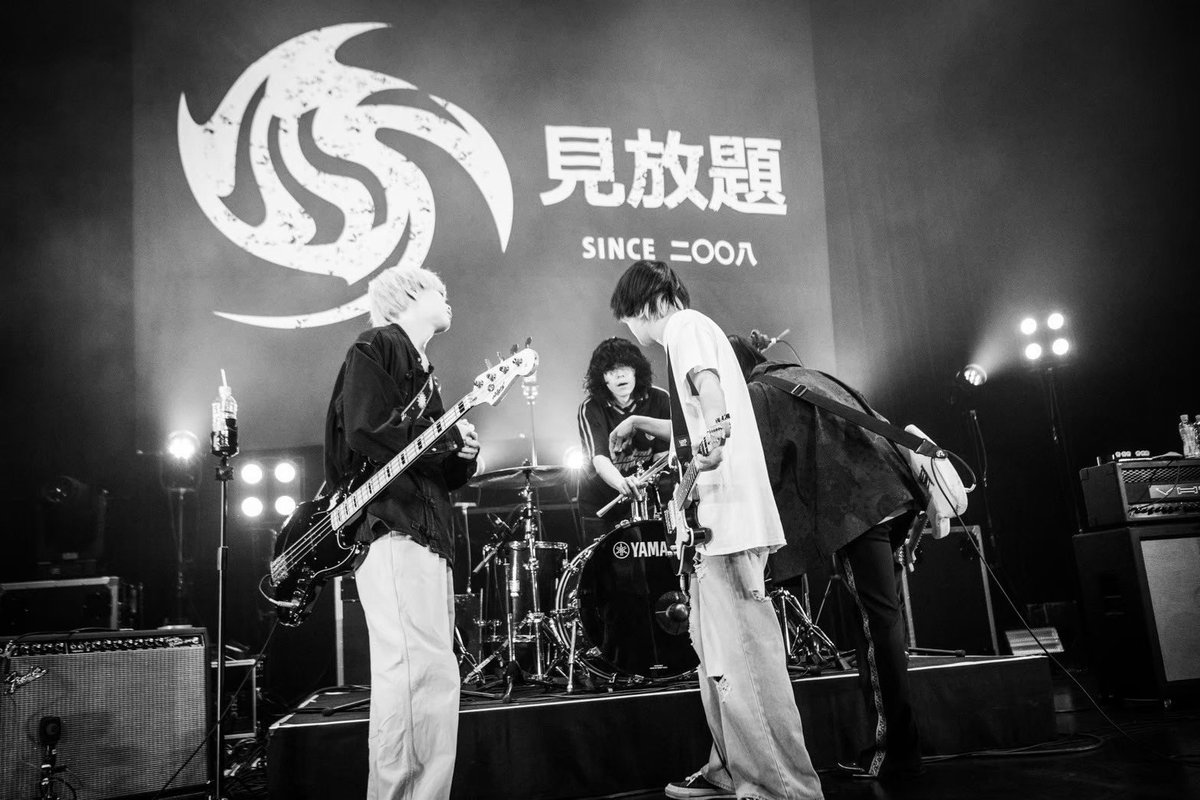 【速報】

『 見放題大阪2025 』
『 見放題名古屋2025 』

Blue Mash出演決定！！！

今年で遂に4年連続出演
是非、ライブハウスにて目撃して下さい。
▶︎w.pia.jp/t/mihoudai-25/