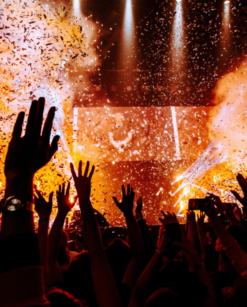 As Summer rolls around, so does festival season! 🎉

Cornwall is home to a range of festivals, from small local gems to Boardmasters.

Here are a few of our favourites:

1. Summer Camp
2. Rock Oyster
3. The Great Estate

Let us know your favourite Cornish Festivals ⬇️

#Festival