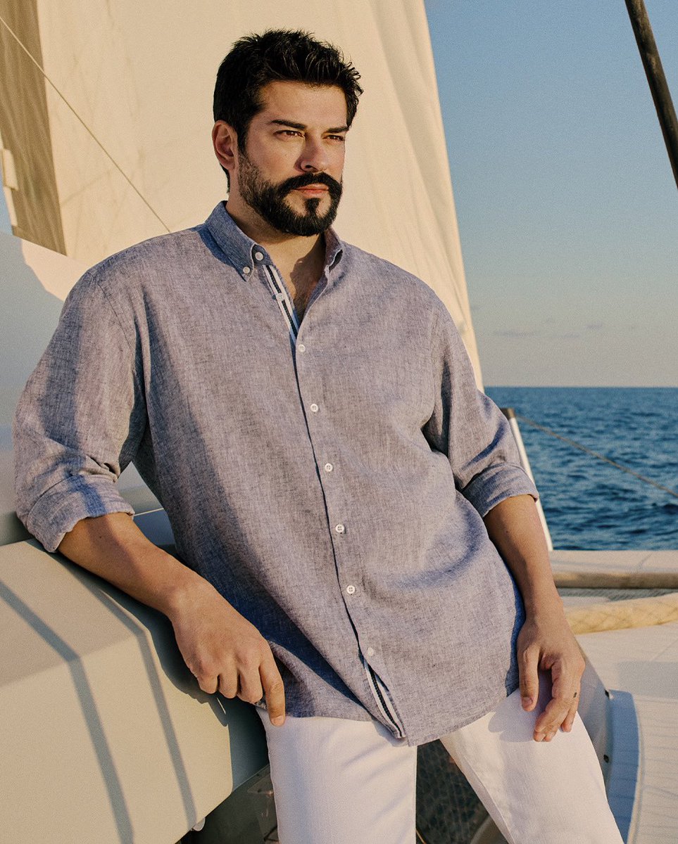 Altınyıldız Classics (@altnyldzclsscs) on Twitter photo Burak Özçivit’in yaz akşamlarında tercihi: AltınyıldızClassics keten gömlek.
<a href="/burakozcivit/">Burak Özçivit</a>
#AltınyıldızClassics
#NeredeOlursanOl
#BurakÖzçivit
#SS25 Burak Özçivit’in yaz akşamlarında tercihi: AltınyıldızClassics keten gömlek.
<a href="/burakozcivit/">Burak Özçivit</a>
#AltınyıldızClassics
#NeredeOlursanOl
#BurakÖzçivit
#SS25