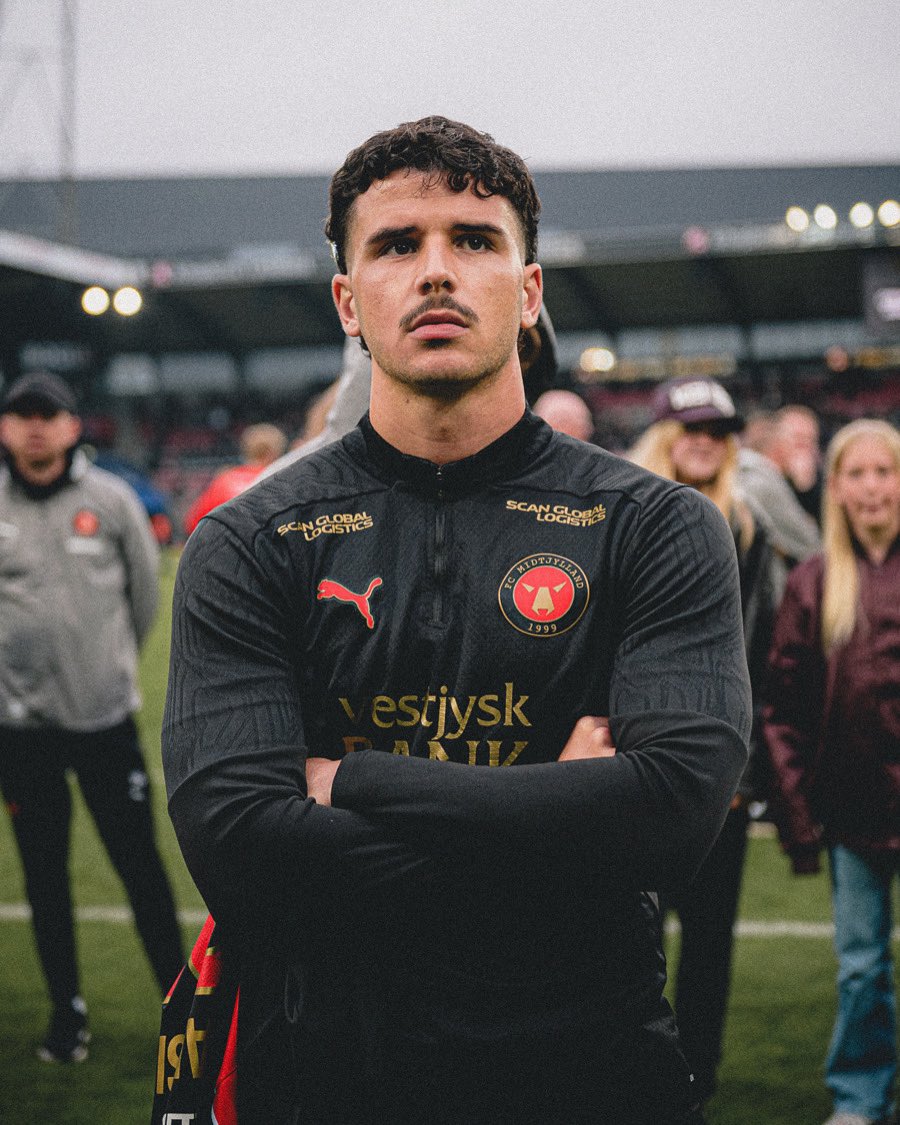 Dani_Silva_80's tweet photo. This was not the ending we wanted for this season.
We fought with all our strength to become champions, but the truth is that it wasn't enough.We'll have to
reflect on what went wrong in order to come back better for the new season.
Thank you all for your support.
@fcmidtjylland https://t.co/lxTiV8wFJY