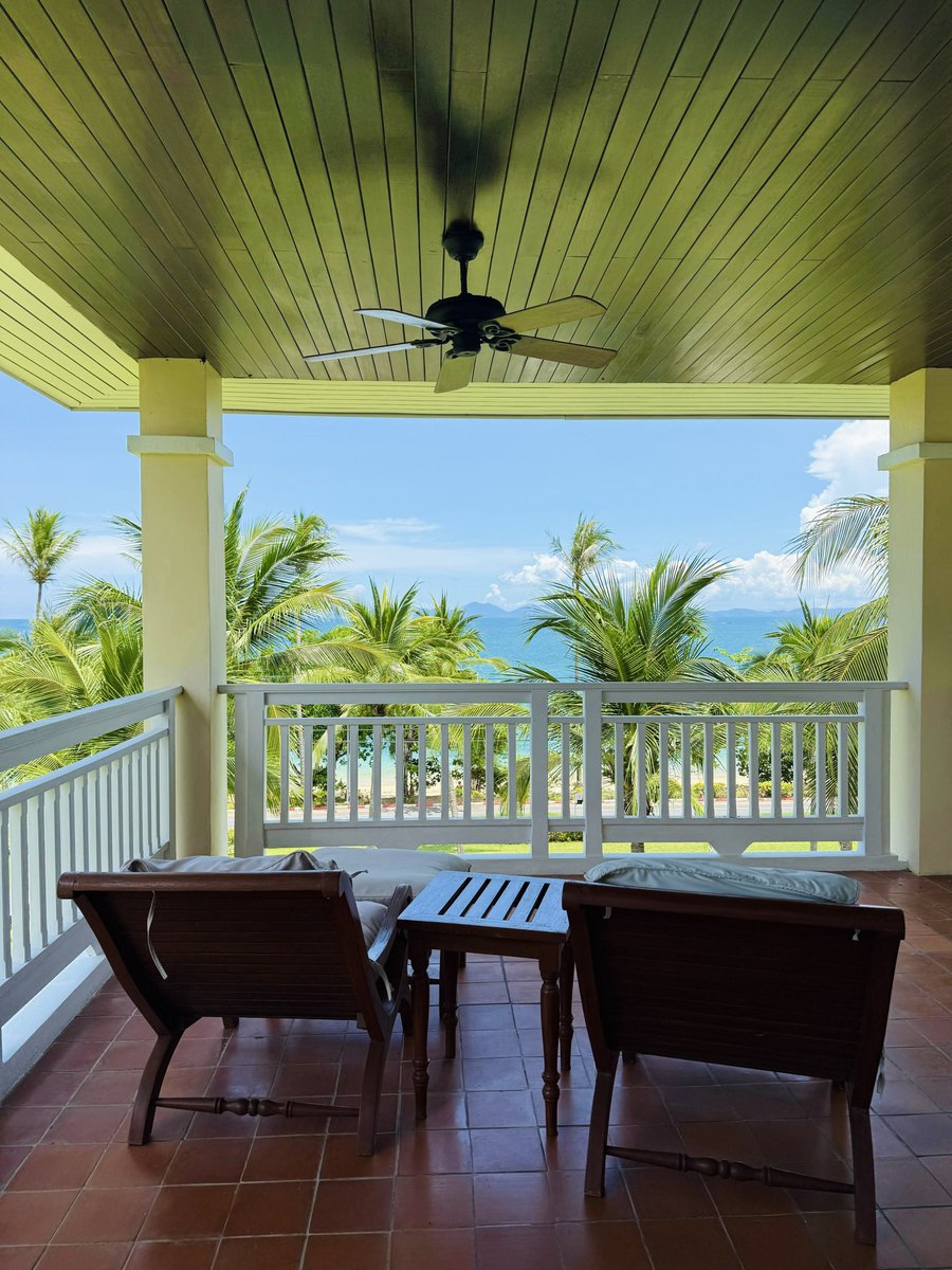 Just dropped my travelogue on <a href="/TechnoFino/">TechnoFino</a> 🌏 15 dreamy days, 9 luxurious Accor hotels across 3 countries, 6 PS &amp; suite upgrades—all powered by Accor points and United’s soon-to-end Excursionist Perk 🛩️

Give it a read, Like &amp; Share if you enjoy it 🙏

🔗 technofino.in/community/thre…