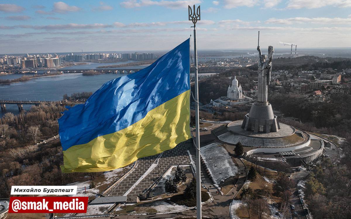 ⚡️Абсолютна більшість українців (90%) вірить у перемогу.

Лише трохи більше 10% громадян досі мають доступ до інтернету і дивились новини після 2022 року