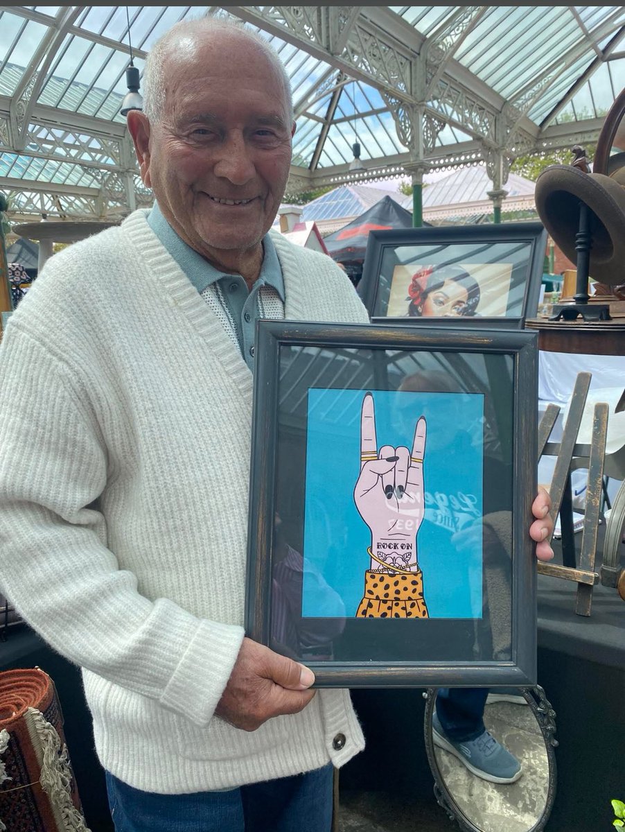 Tommy Cannon at the market yesterday. Which celeb have you met there?