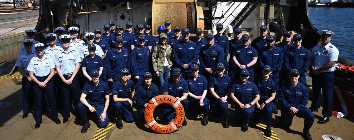 Sec_Noem's tweet image. On Memorial Day, we honor and remember our fellow Americans who have made the ultimate sacrifice in service to our nation—giving their lives to protect our freedom and homeland.

We thank you, with eternal gratitude. 🇺🇸