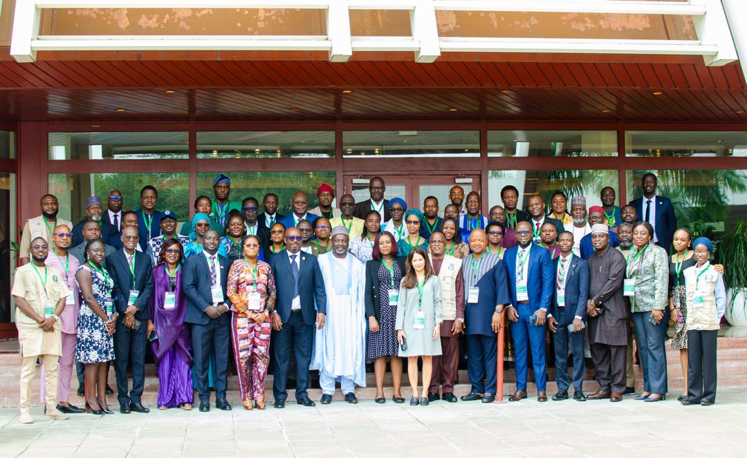 Agence Nationale de Sécurité Sanitaire (@anss_guinee) on Twitter photo Validation du Plan FETP 2025-2029 à Abuja : vers une épidémiologie renforcée en Afrique de l’Ouest. #FETP #CEDEAO #SantéPublique <a href="/Ecowas_cdc/">ECOWAS Centre for Surveillance and Disease Control</a> Validation du Plan FETP 2025-2029 à Abuja : vers une épidémiologie renforcée en Afrique de l’Ouest. #FETP #CEDEAO #SantéPublique <a href="/Ecowas_cdc/">ECOWAS Centre for Surveillance and Disease Control</a>
