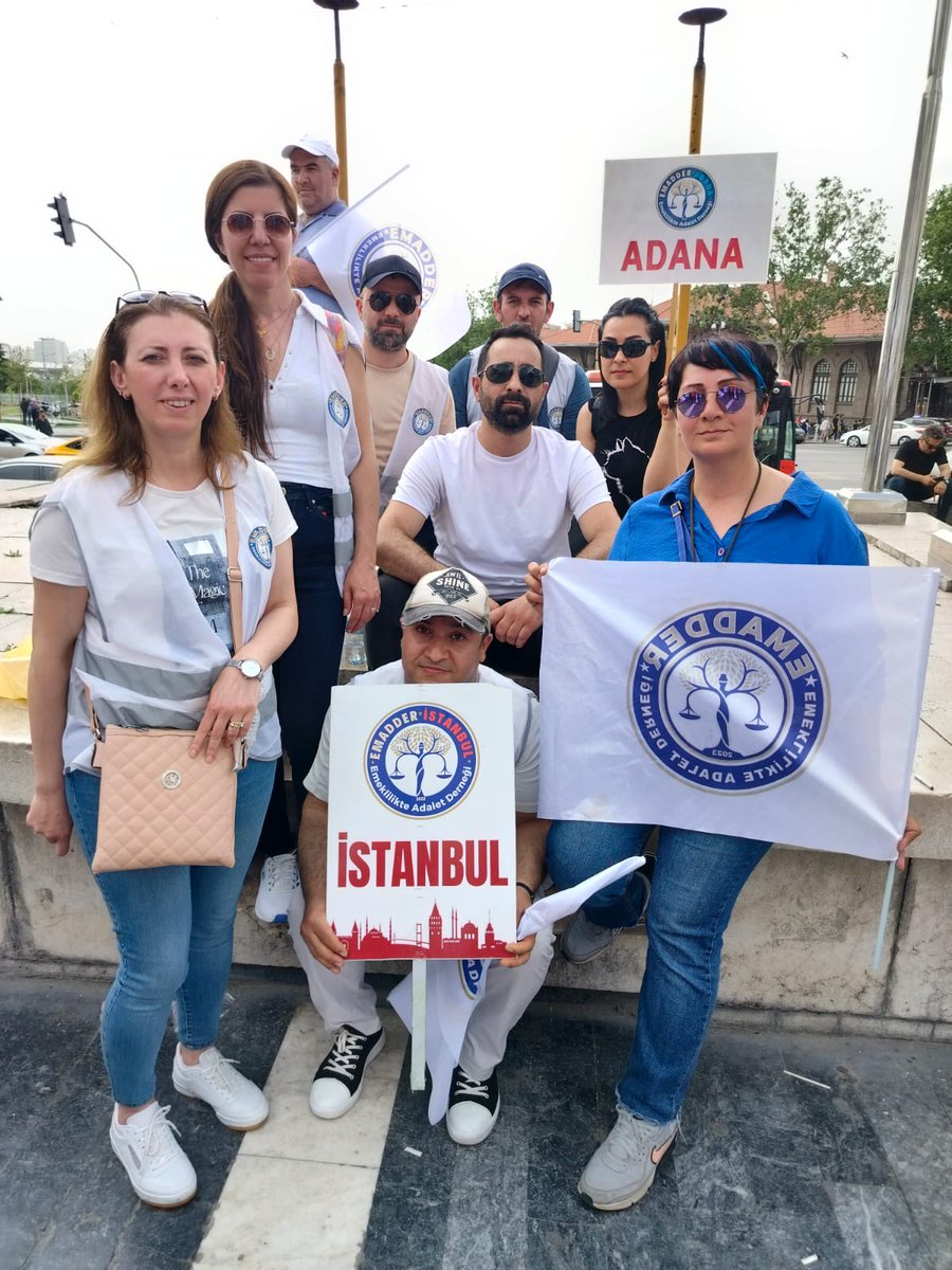 sakarsakaa's tweet photo. Sabrımız kalmadı. Bu adaletsizlik yetti artık.  #KademeyiBekletemezsiniz https://t.co/nhrs4YPOWH
