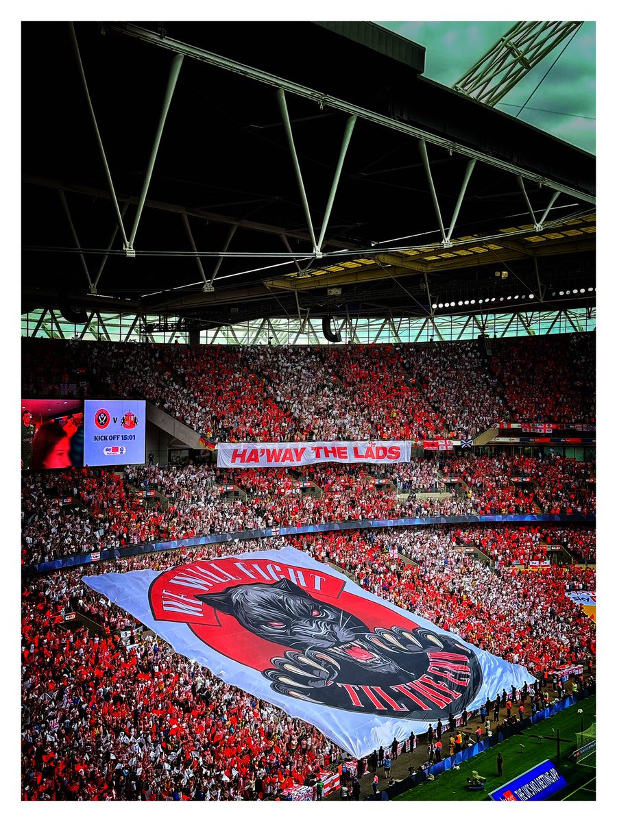 calsloanes's tweet photo. Unreal weekend, still hasn’t sunk in. can’t stop watching videos of the game, anyone else? 🔴⚪️ #safc @SunderlandAFC https://t.co/kwL0DE2ScI