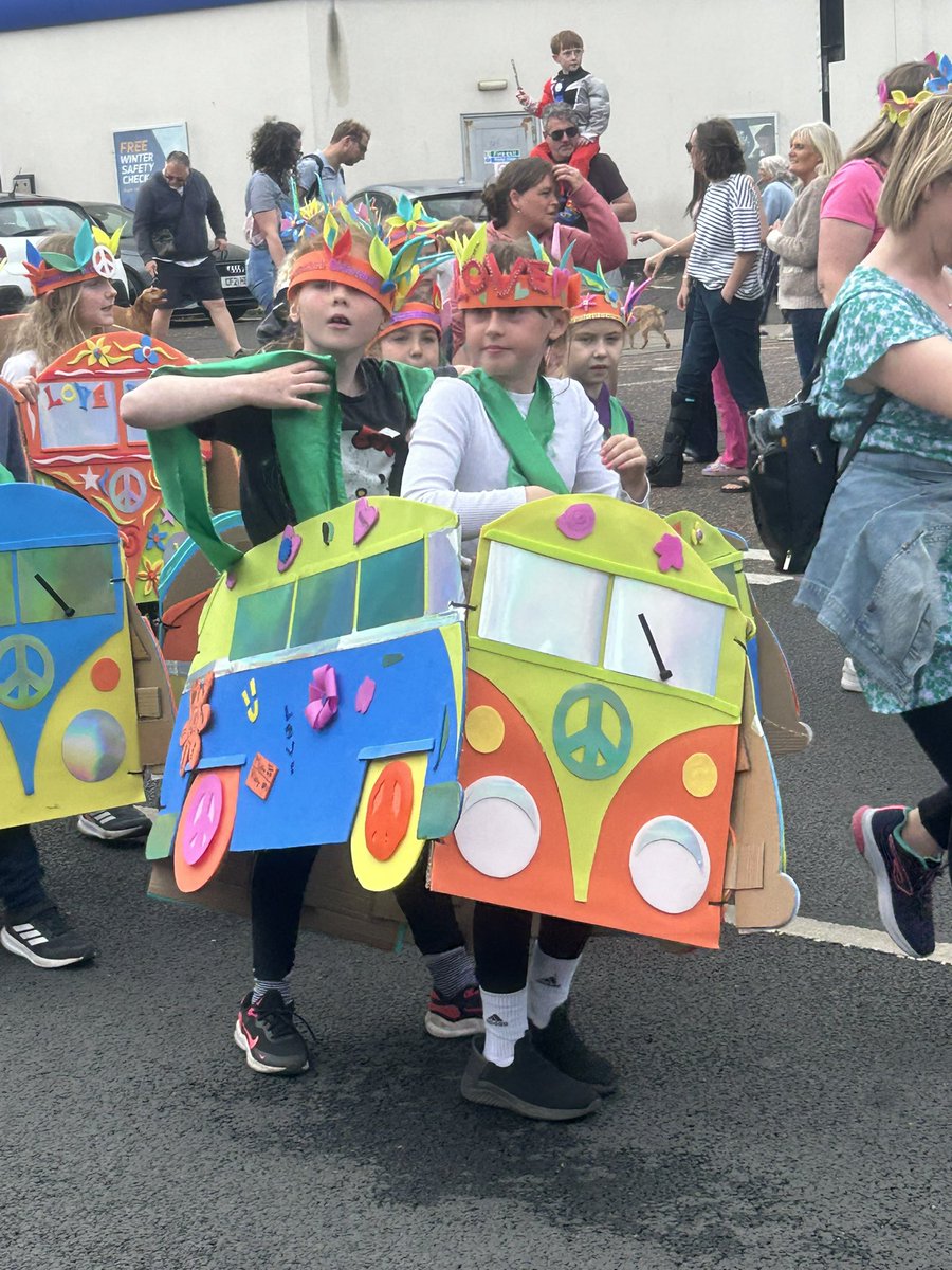 Whitley Bay Carnival on Saturday; such a great day ❤️💚💙💛