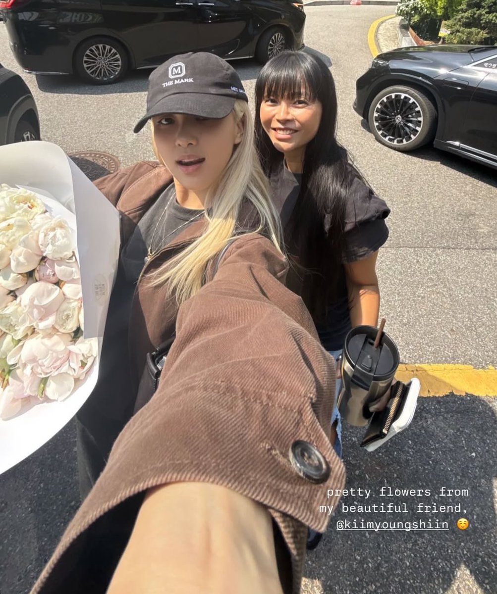roseannepics's tweet photo. ROSÉ IG STORY UPDATE https://t.co/hHtdZ8tbEN
