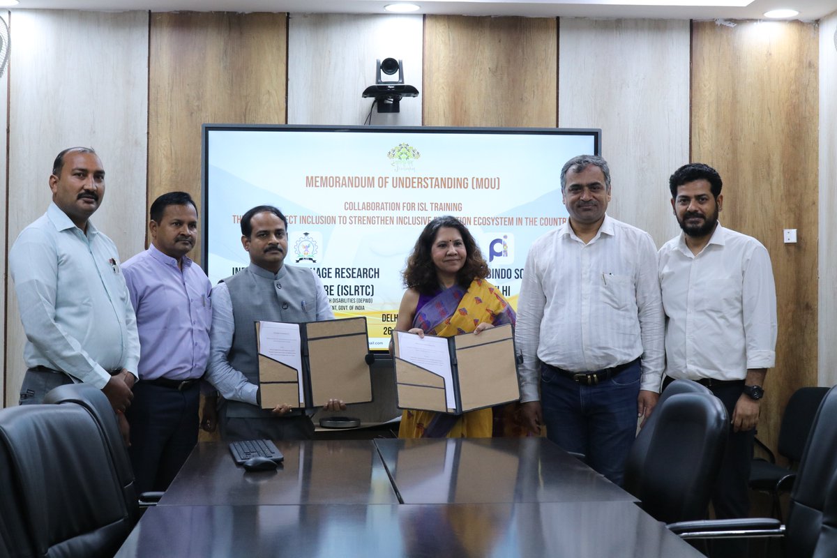 islrtc's tweet image. MoU signed between ISLRTC (DEPwD, GoI) &amp;amp; Sri Aurobindo Society for #ISL Training under #ProjectInclusion!

Empowering inclusive education with presence of dignitaries from both institutions.

 Delhi | 26.05.2025
#InclusiveEducation #Accessibility #MoUSigning #ISLRTC